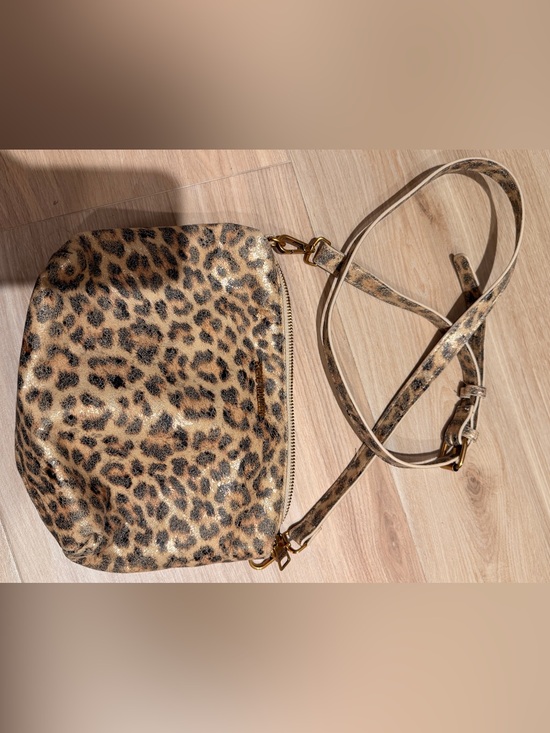 Steve Madden Handbags - Steve Madden Leopard Print Crossbody Bag - Tan